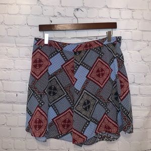 Xzilingo Black, Red & Blue shorts size L